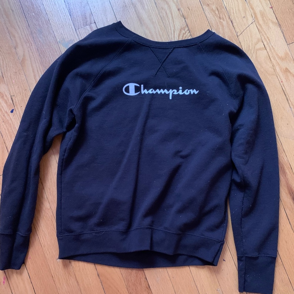 Champion pull over - Picture 1 of 2